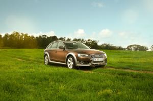 Audi A4 Allroad 2.0 TDI Quattro 2012 года